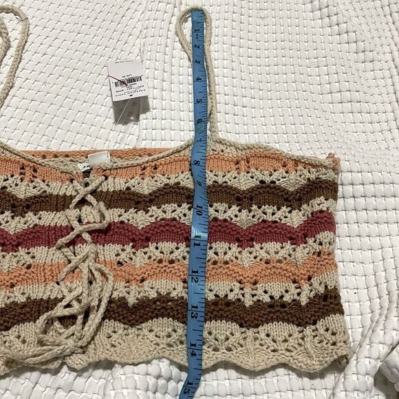 NWT- American Eagle- M. Knit Crop Top - Picture 5 of 7